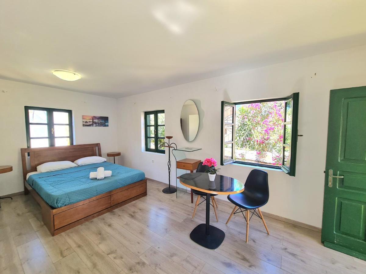 Leilighet Elegant Traditional Suites & Rhodes City